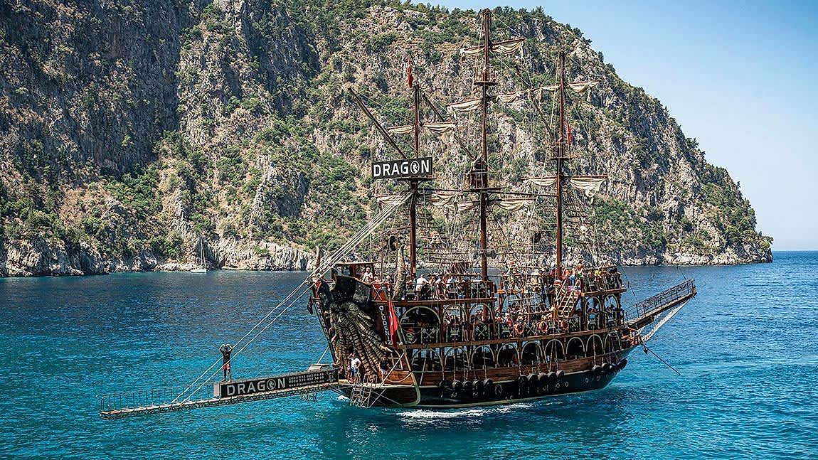 dragon teknesi ölüdeniz